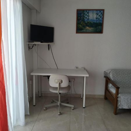 1 Bedroom Apartment Larnaca Buitenkant foto
