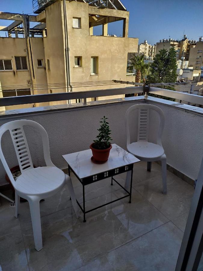 1 Bedroom Apartment Larnaca Buitenkant foto