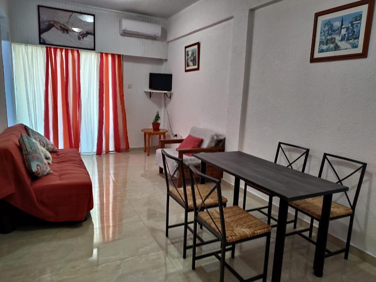 1 Bedroom Apartment Larnaca Buitenkant foto