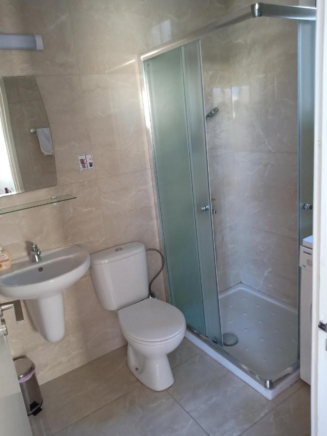 1 Bedroom Apartment Larnaca Buitenkant foto