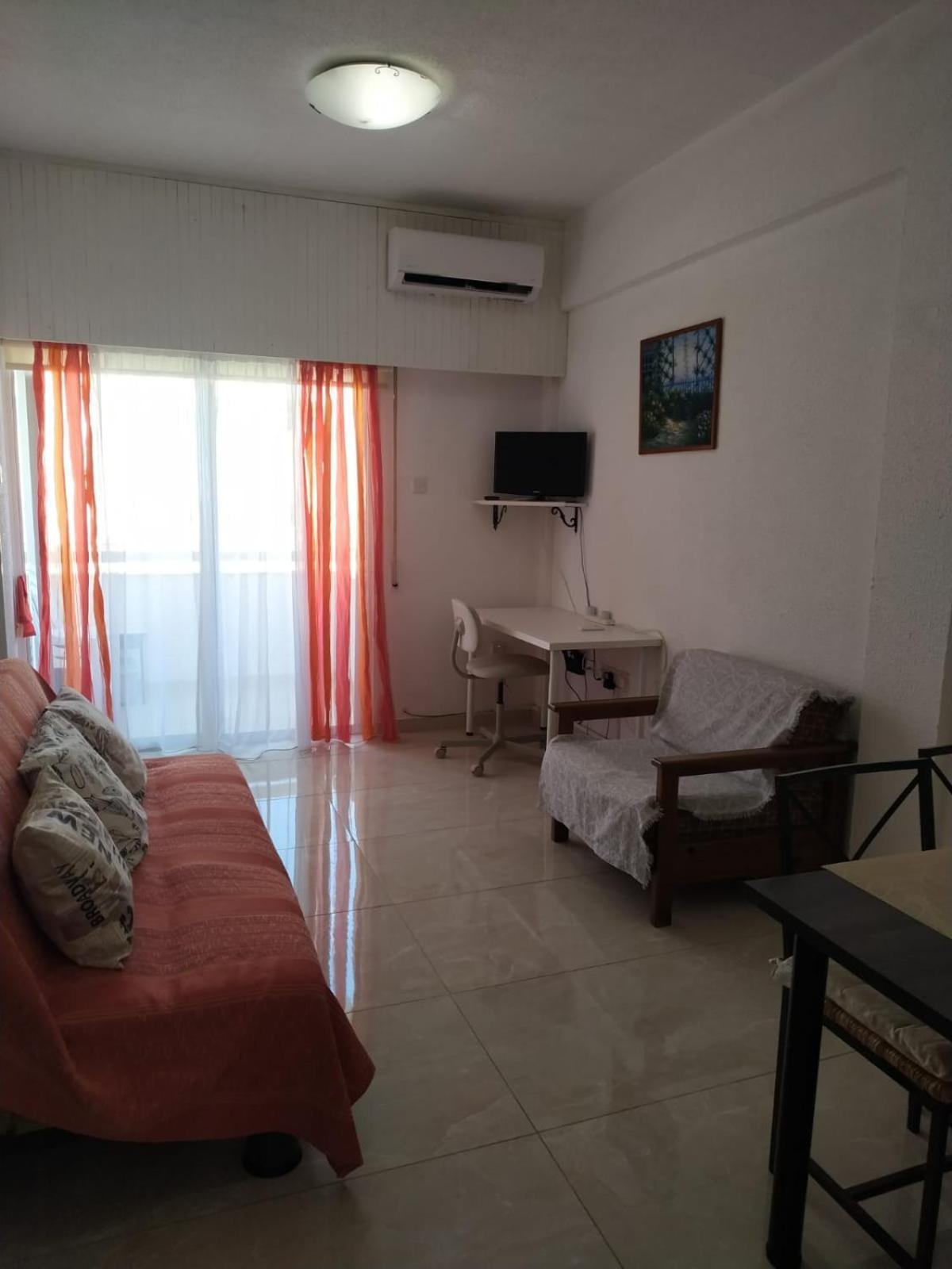 1 Bedroom Apartment Larnaca Buitenkant foto