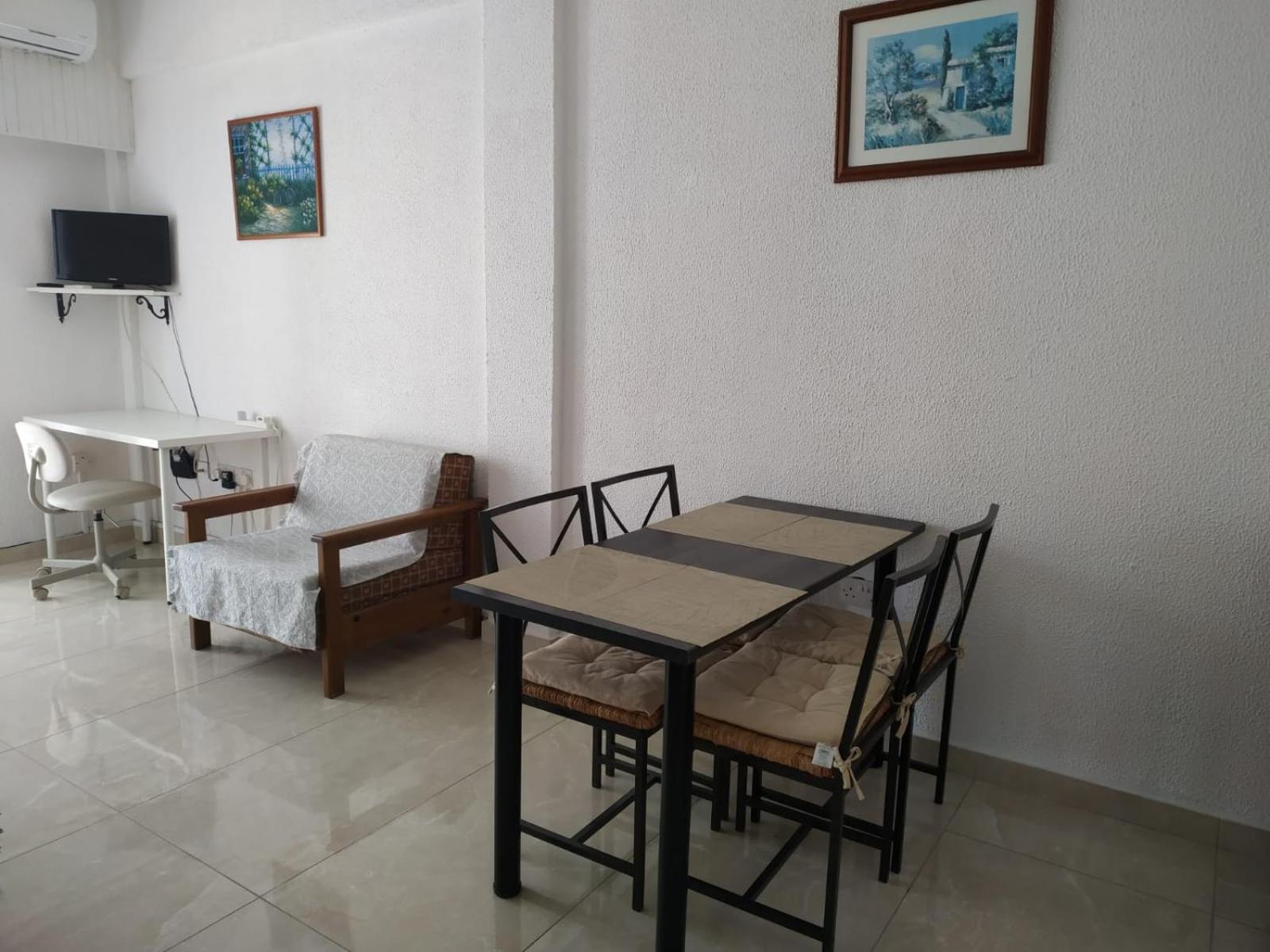 1 Bedroom Apartment Larnaca Kamer foto