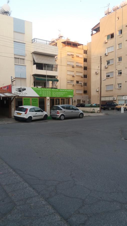 1 Bedroom Apartment Larnaca Buitenkant foto